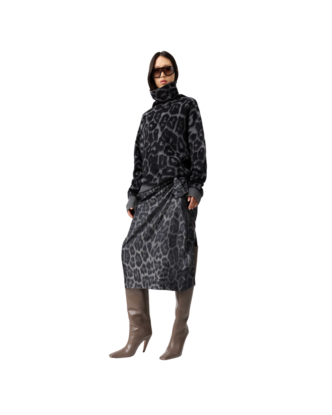 Leopard Jacquard Turtleneck Jumper