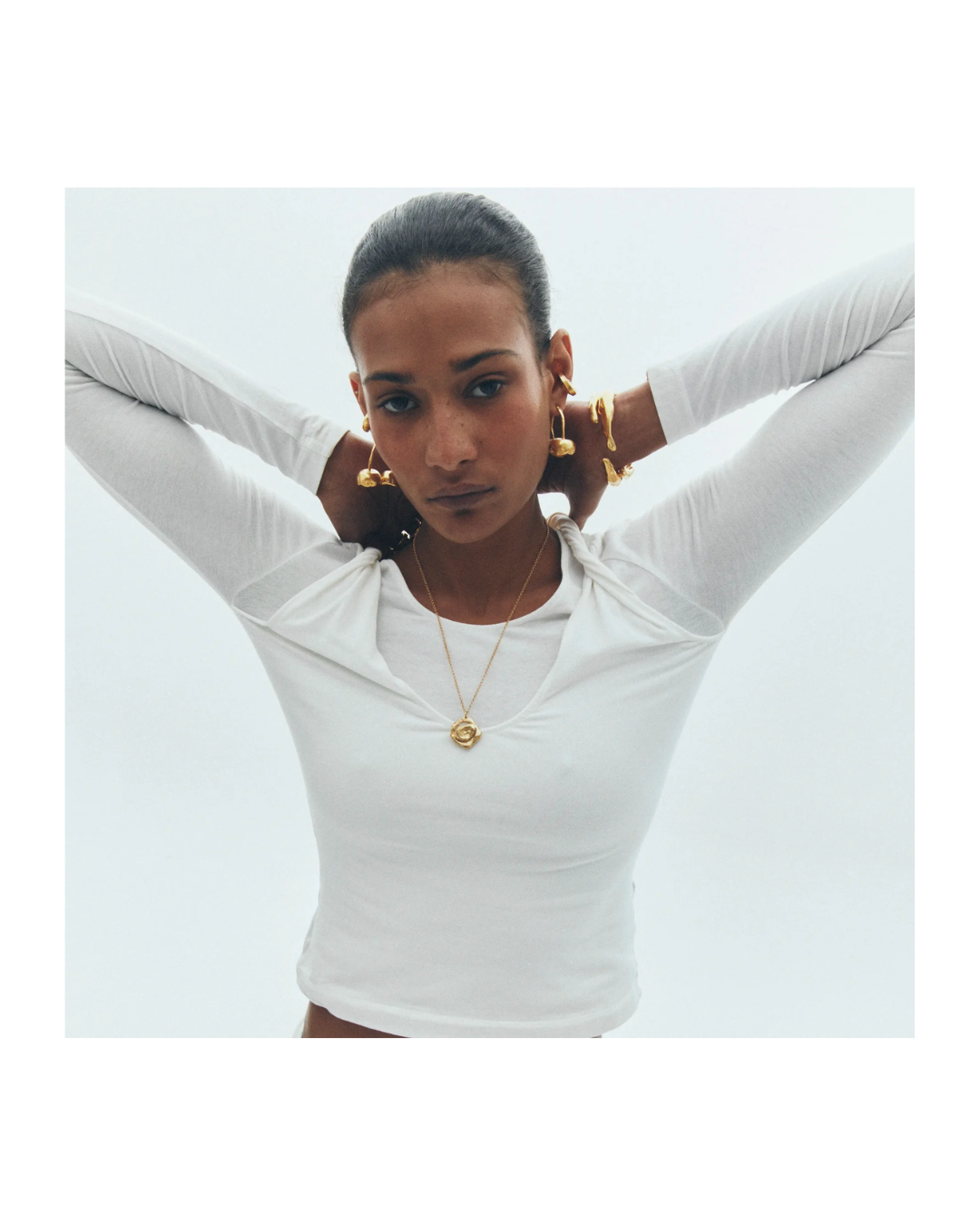 Amuleto Gold Necklace