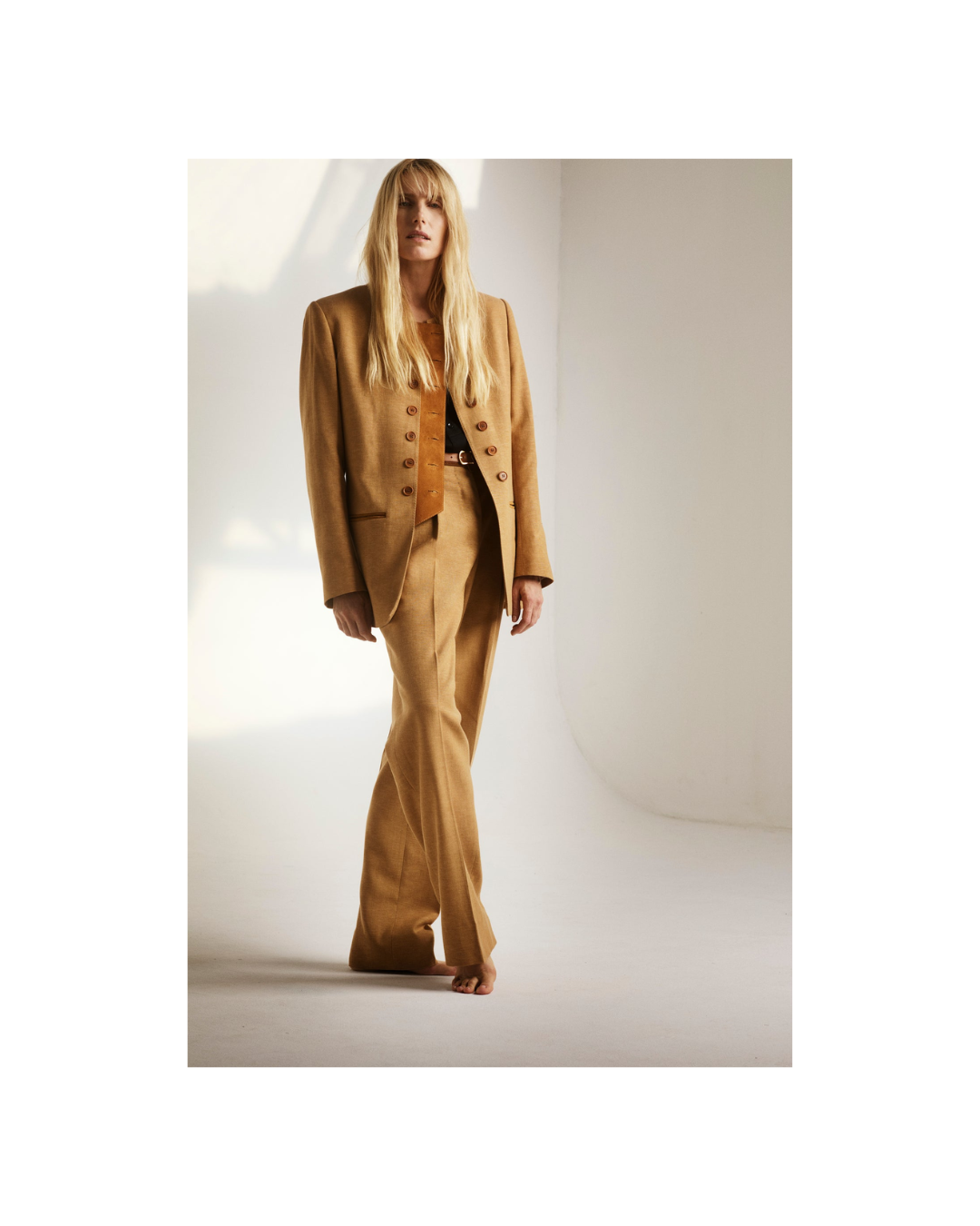 Lara Blazer in Linen Blend Malfilé and Suede